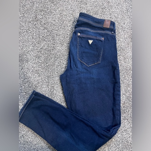 Guess jeans - Picture 3 of 3